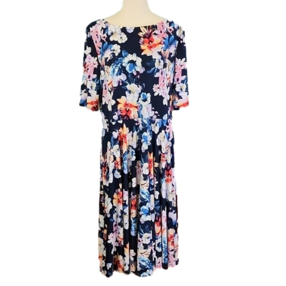 𝅺marc Bouwer floral dress size 1X